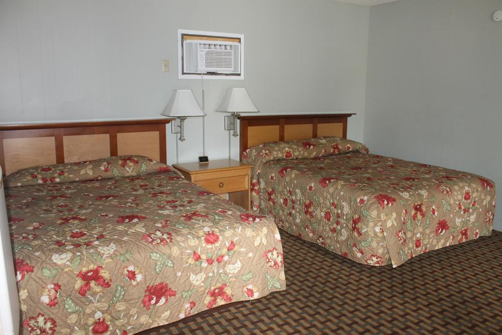 Coach N Four Motel Grass Valley Exterior photo